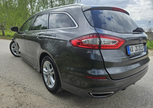 Ford Mondeo cena 56900 przebieg: 240000, rok produkcji 2015 z Sulejówek małe 781